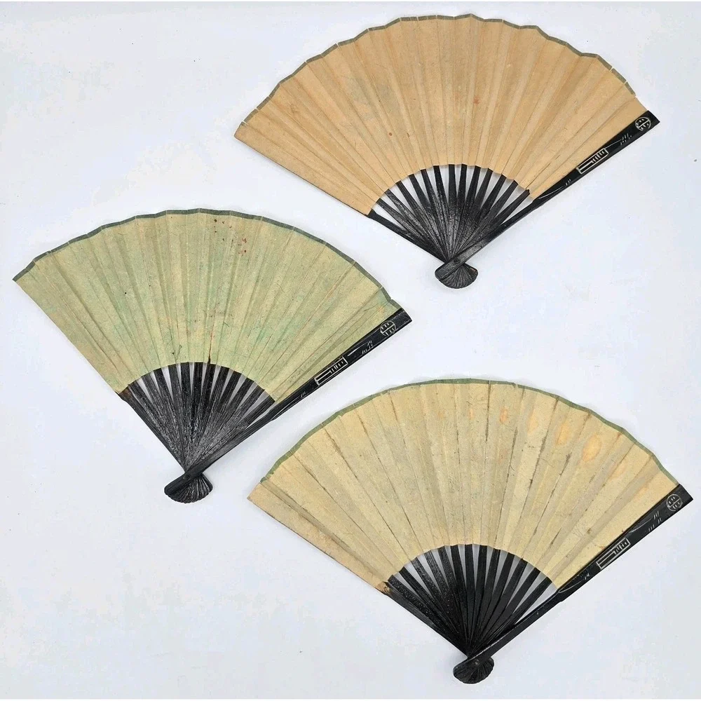 3 Lot Matching VTG Chinese Folding‎ Hand Fans Handmade Painted Rice/Bamboo Paper - Picture 5 of 16